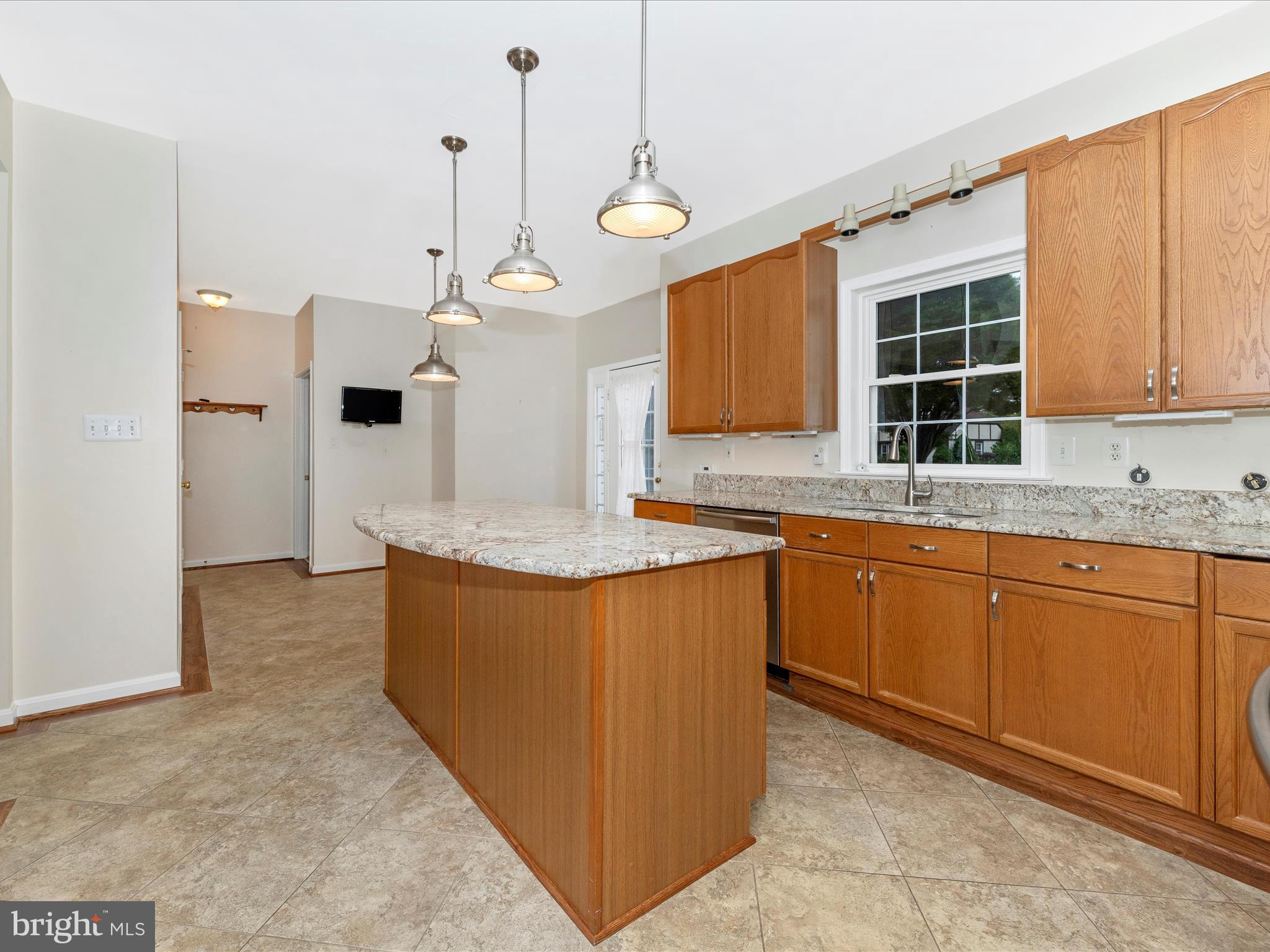 2568 Bear Den Road Frederick, MD 21701 - Photo 27 of 88 Kitchen