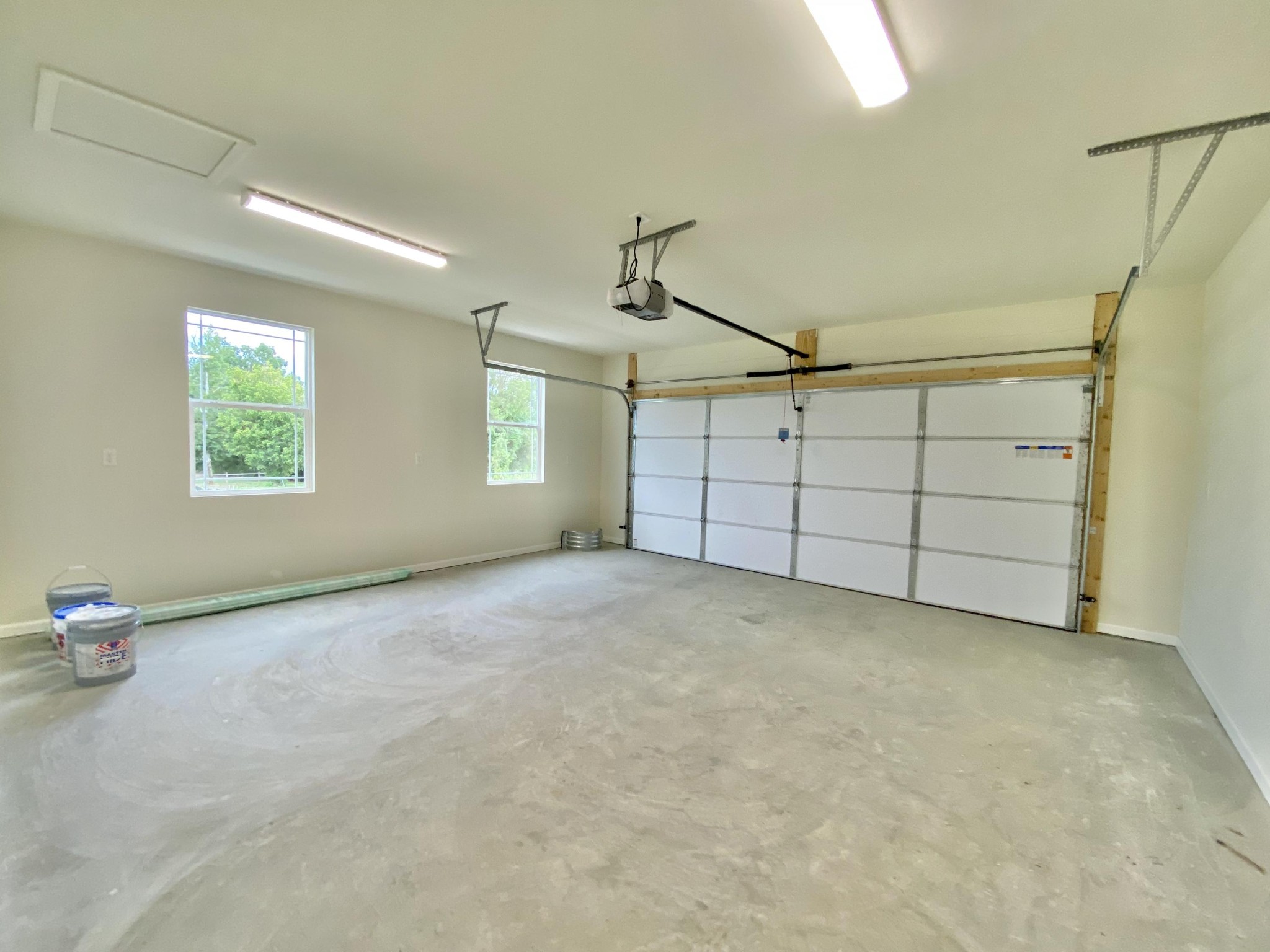 234 Walnut Grove Road Vonore, TN 37885 - Photo 24 of 26 a view of a garage