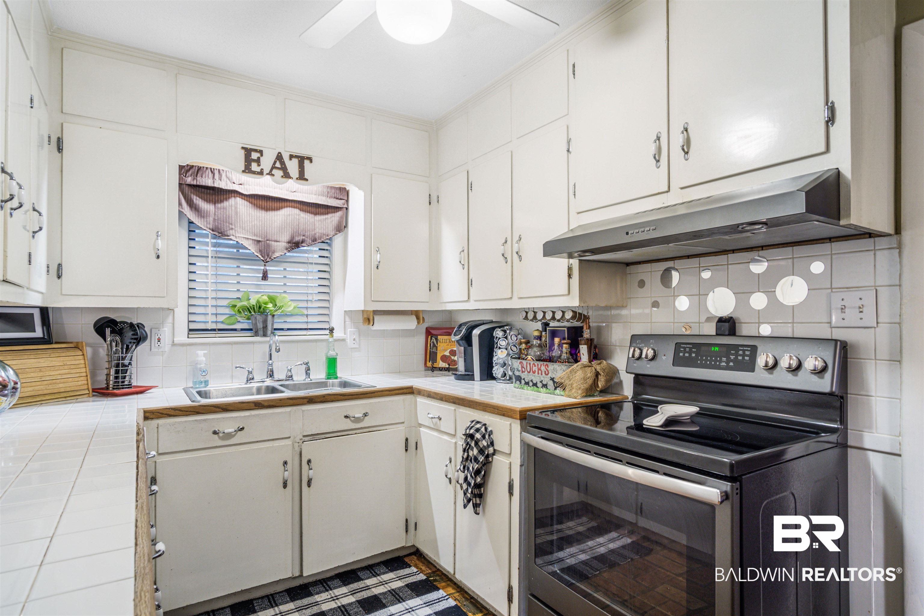 2407 Hand Avenue Bay Minette, AL 36507 - Photo 6 of 29