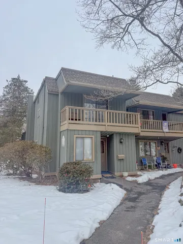 $279,900 | 1 Coach Drive, Unit 1, Southington, CT 06489