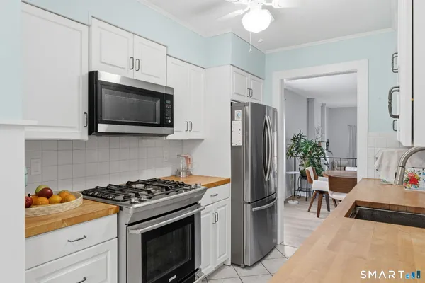 $279,900 | 1 Coach Drive, Unit 1, Southington, CT 06489