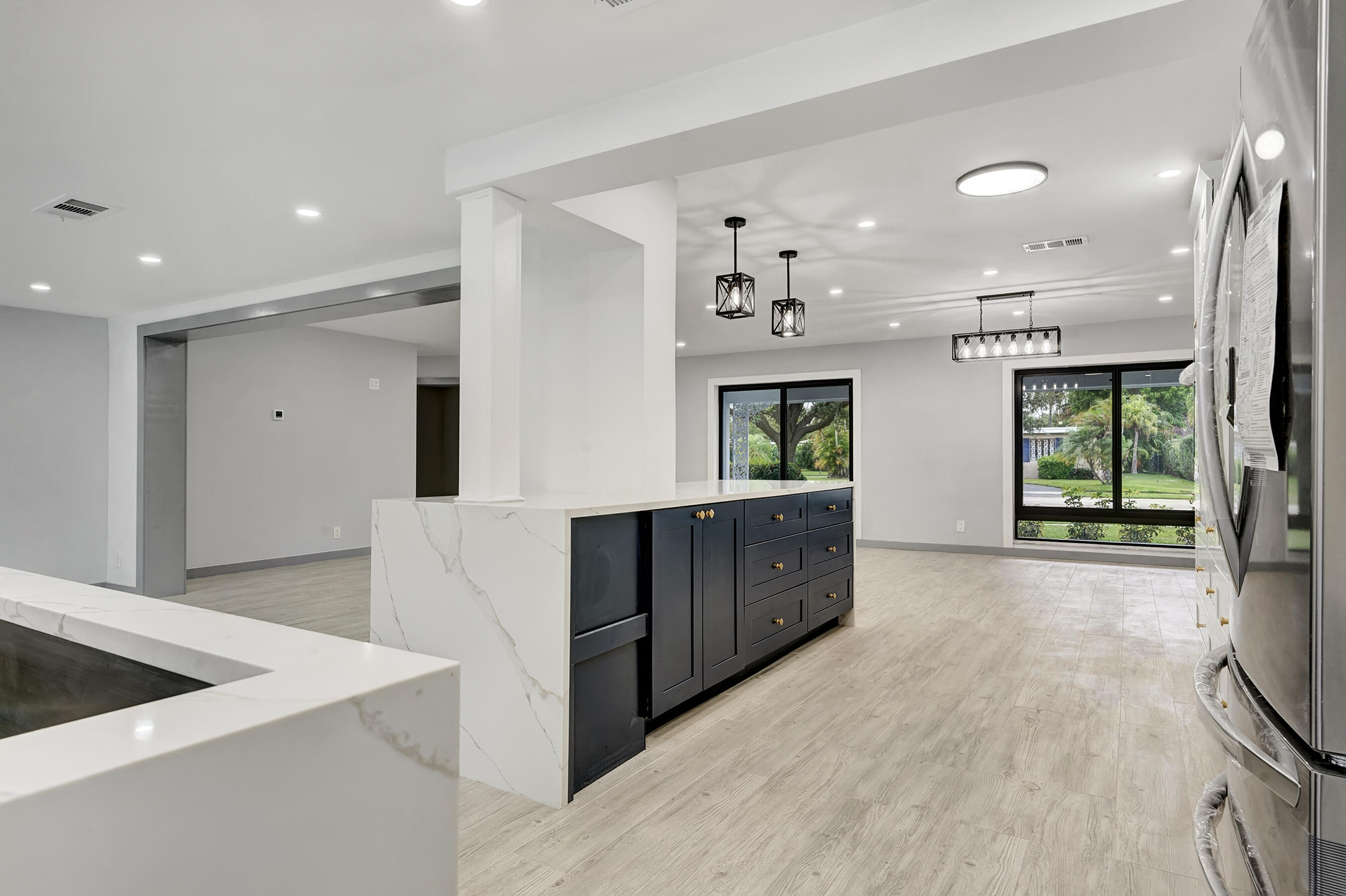 806 Southwest 2nd Street Boca Raton, FL 33486 - Photo 11 of 35 DSC05921