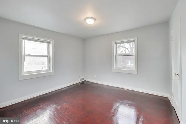 $2,450 | 903 South Irving Street, Arlington, VA 22204