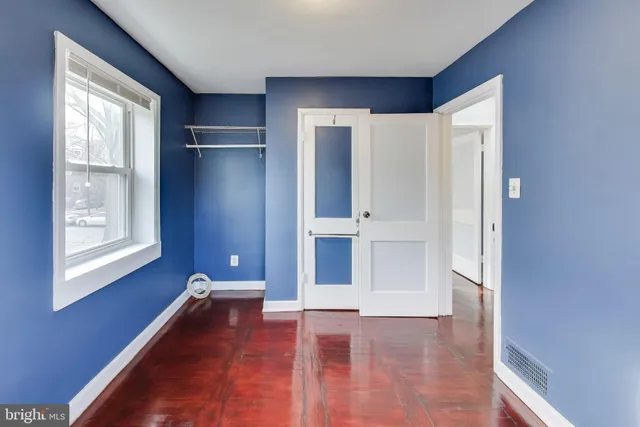 $2,450 | 903 South Irving Street, Arlington, VA 22204