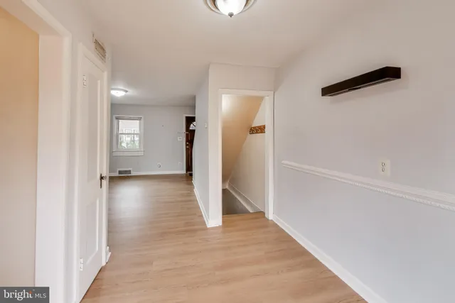 $2,450 | 903 South Irving Street, Arlington, VA 22204