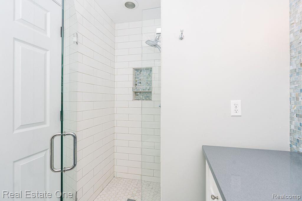3382 Tremonte Circle Rochester, MI 48306 - Photo 18 of 25