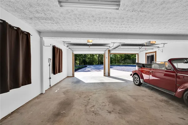 $639,000 | 223 Brooks Drive, Townville, SC 29689