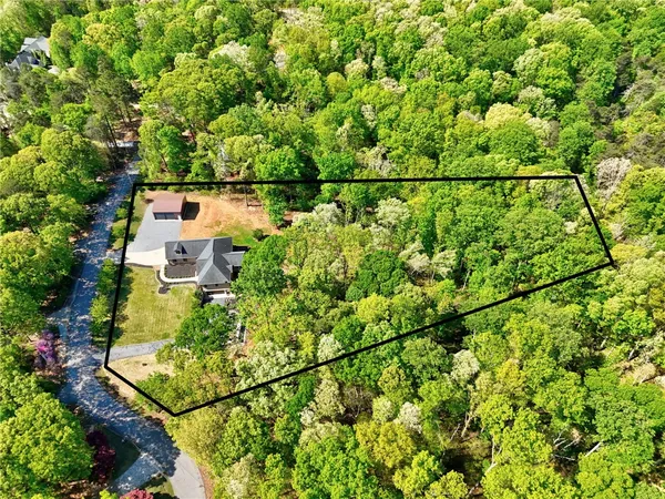 $639,000 | 223 Brooks Drive, Townville, SC 29689