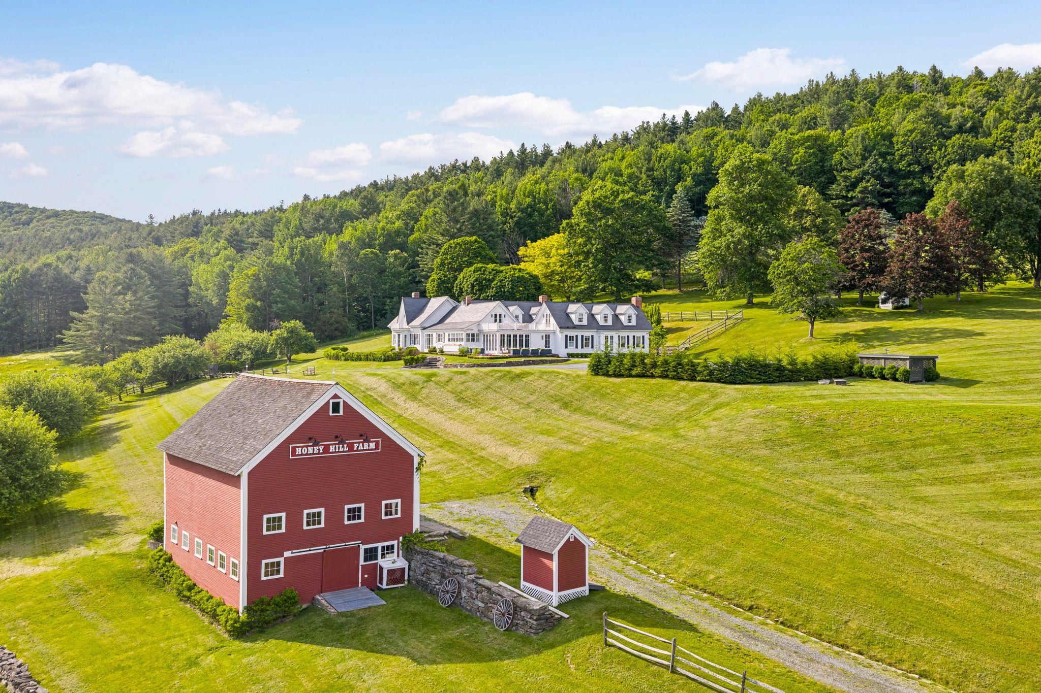 3147 Mt Hunger Road Barnard, VT 05032 - Photo 2 of 48