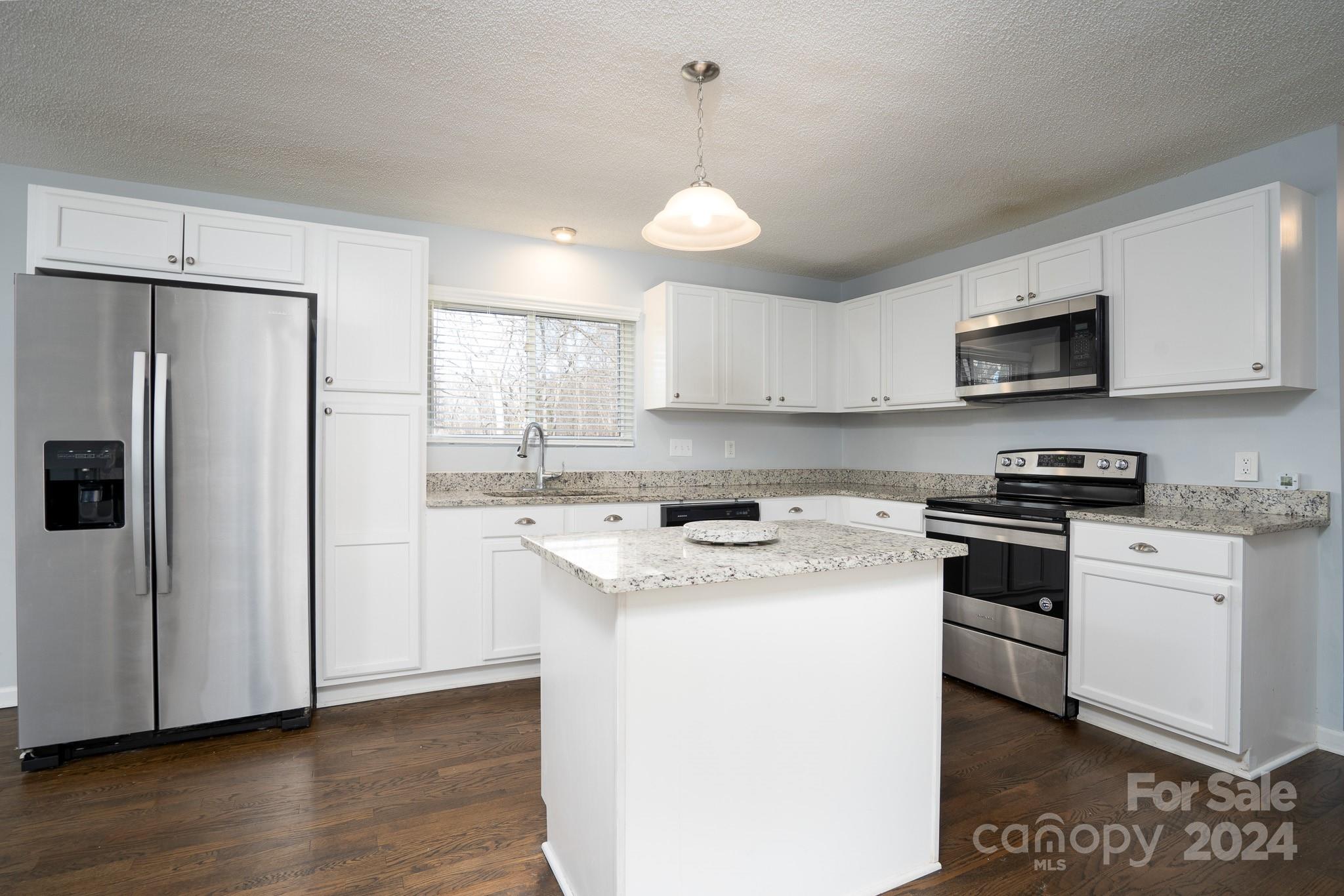 1109 Elliott Road Charlotte, NC 28216 - Photo 13 of 32 Gallery Image 13