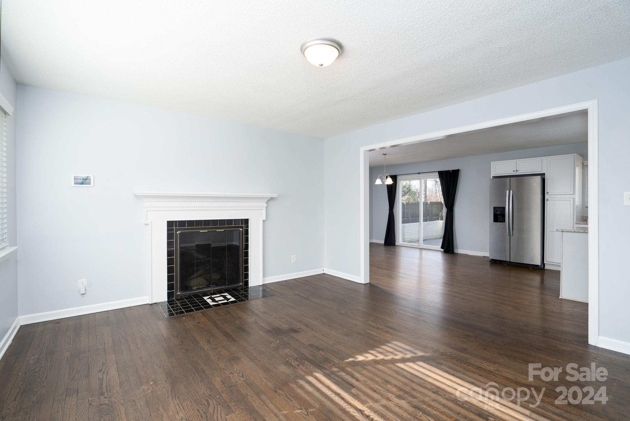 1109 Elliott Road Charlotte, NC 28216 - Photo 7 of 32 Gallery Image 7
