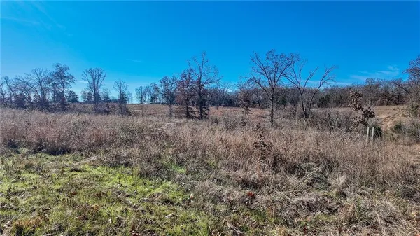 $486,500 | 0 Southeast 1151st Road, Collins, MO 64738