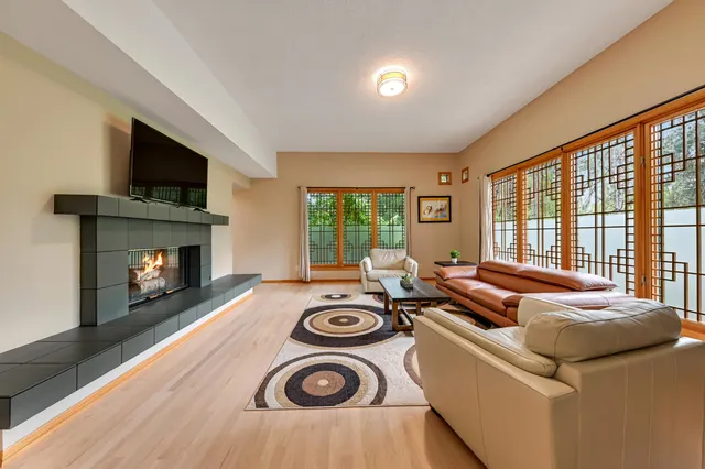 $749,900 | 4678 Sonseeahray Drive, Richfield, WI 53033