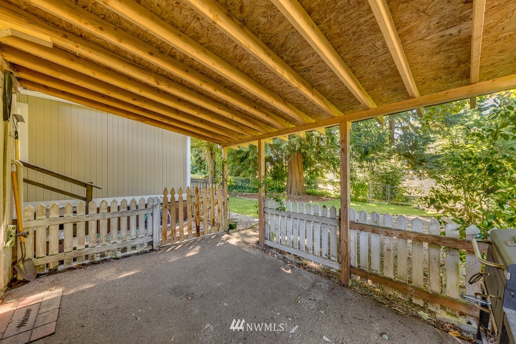 3318 206th Place Southeast Bothell, WA 98012 - Photo 26 of 35 a view of a backyard