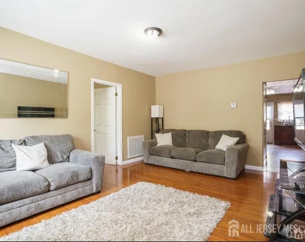 $3,700 | 1387 Finnegans Lane, North Brunswick, NJ 08902