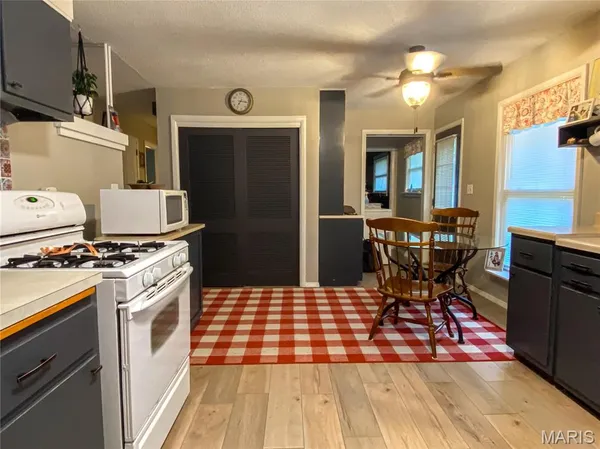 $110,000 | 808 Smith Lane, Hillsboro, IL 62049