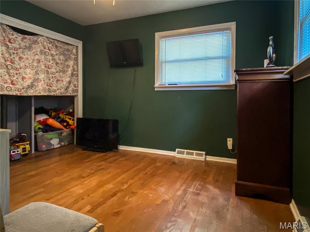 808 Smith Lane Hillsboro, IL 62049 - Photo 17 of 22