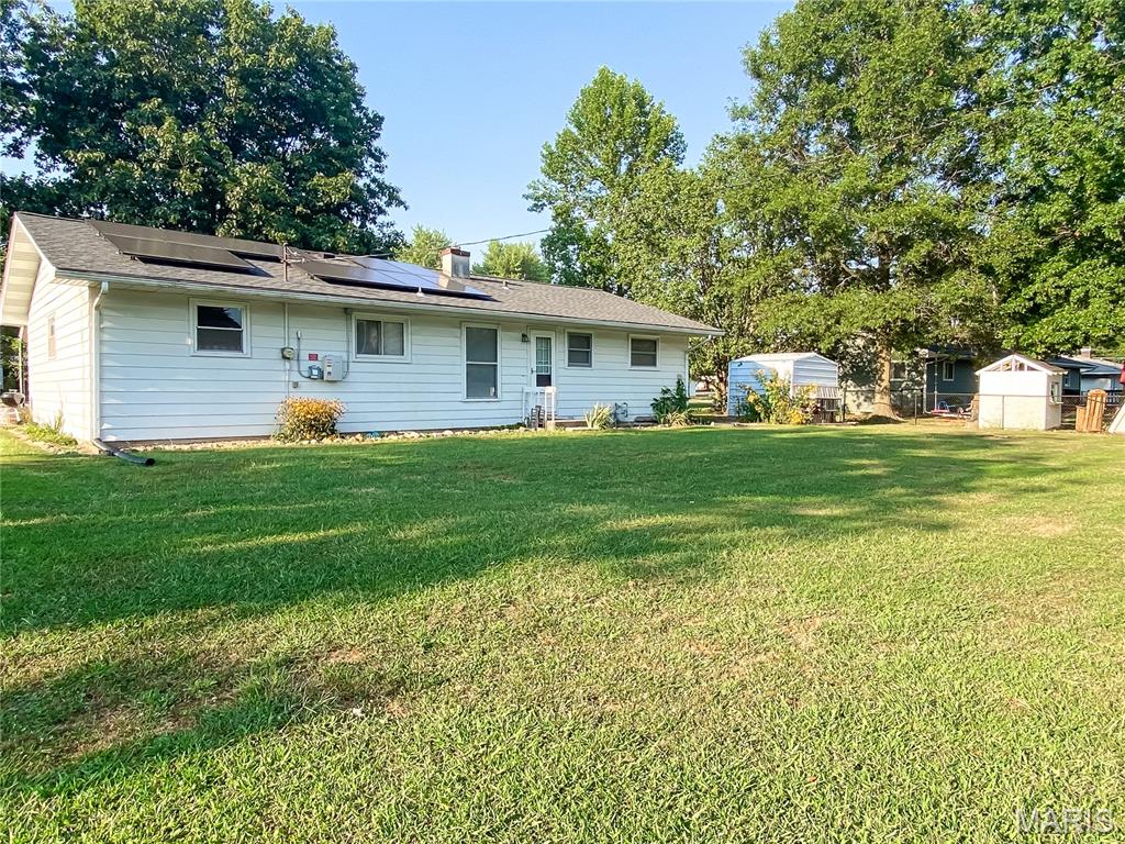 808 Smith Lane Hillsboro, IL 62049 - Photo 21 of 22