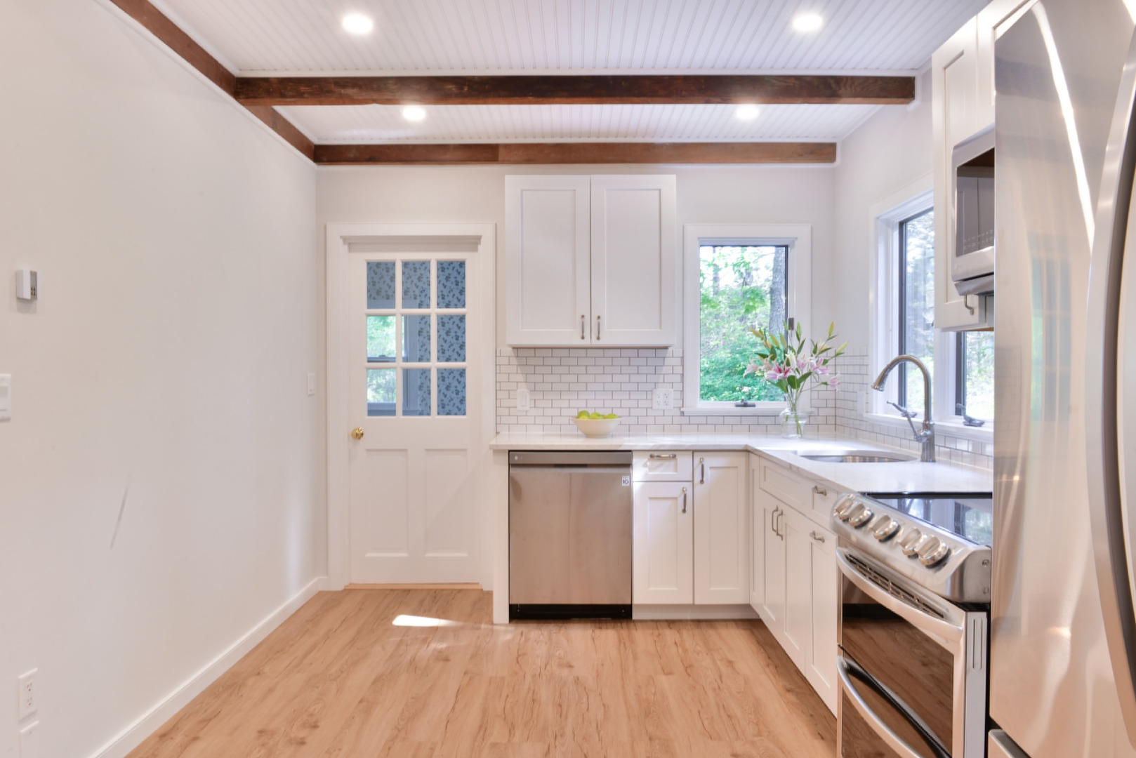 14 Millbrook Road Nantucket, MA 02554 - Photo 18 of 30 Gallery Image 18
