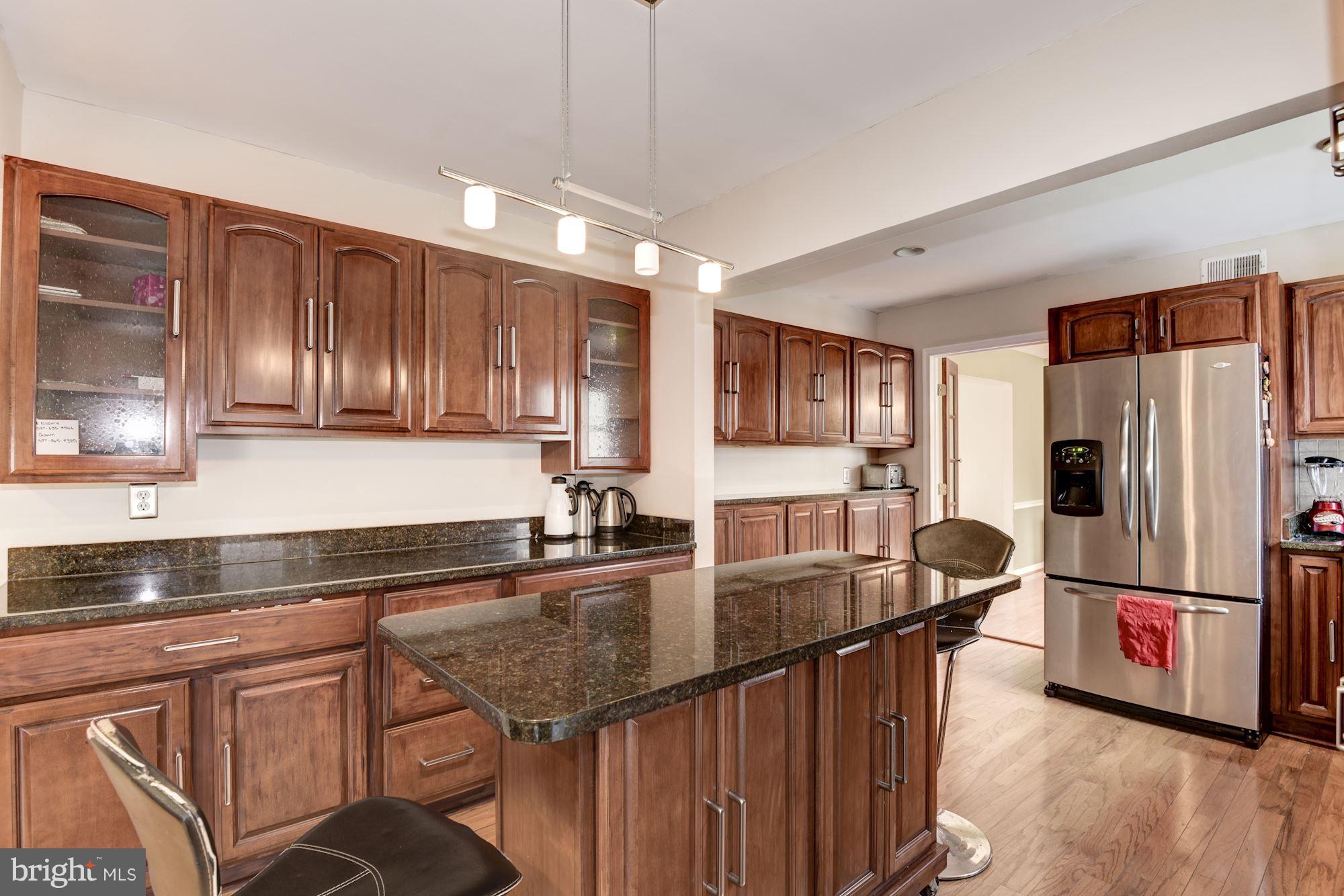 7919 Richfield Road Springfield, VA 22153 - Photo 5 of 20 Kitchen