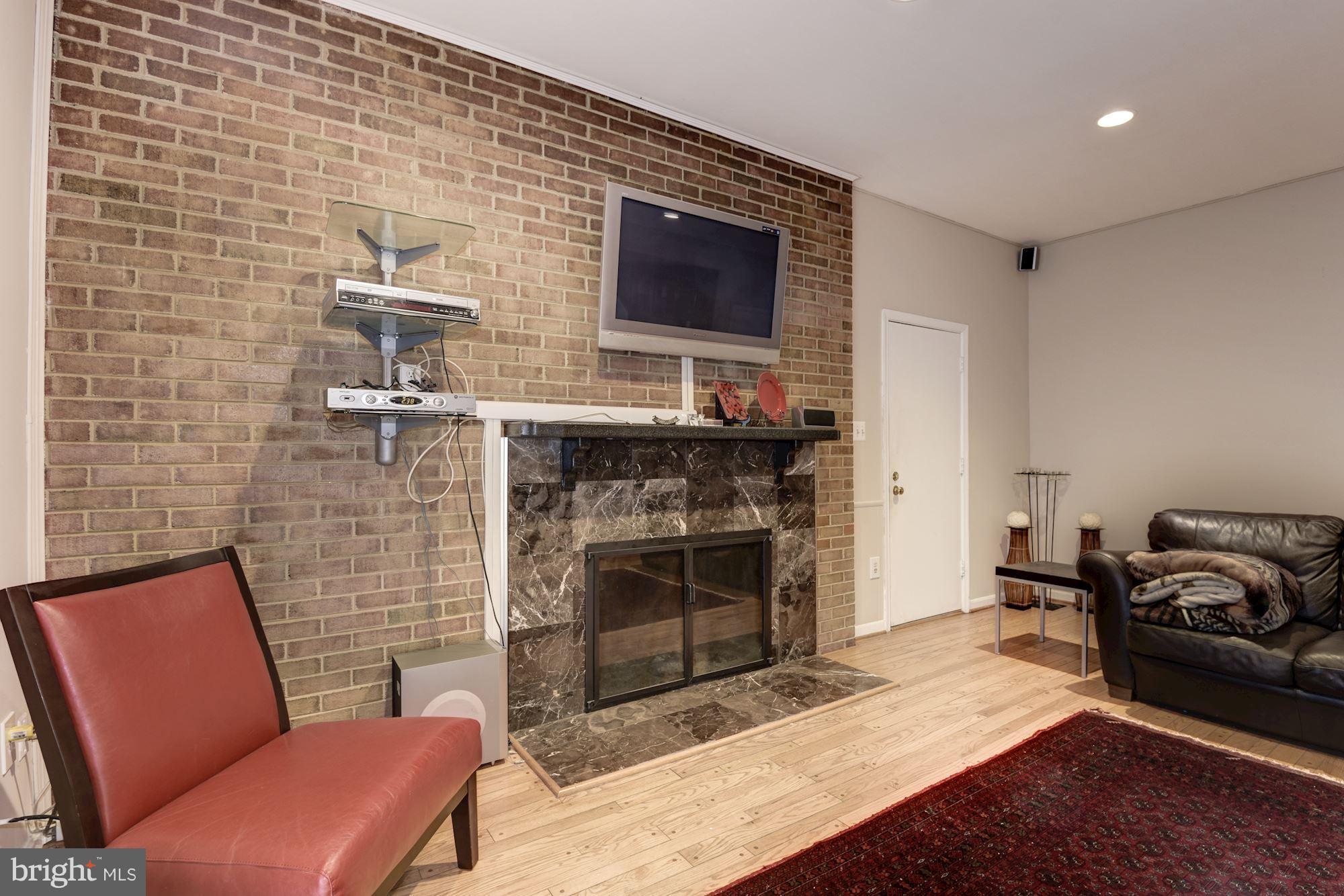 7919 Richfield Road Springfield, VA 22153 - Photo 7 of 20 Family Room