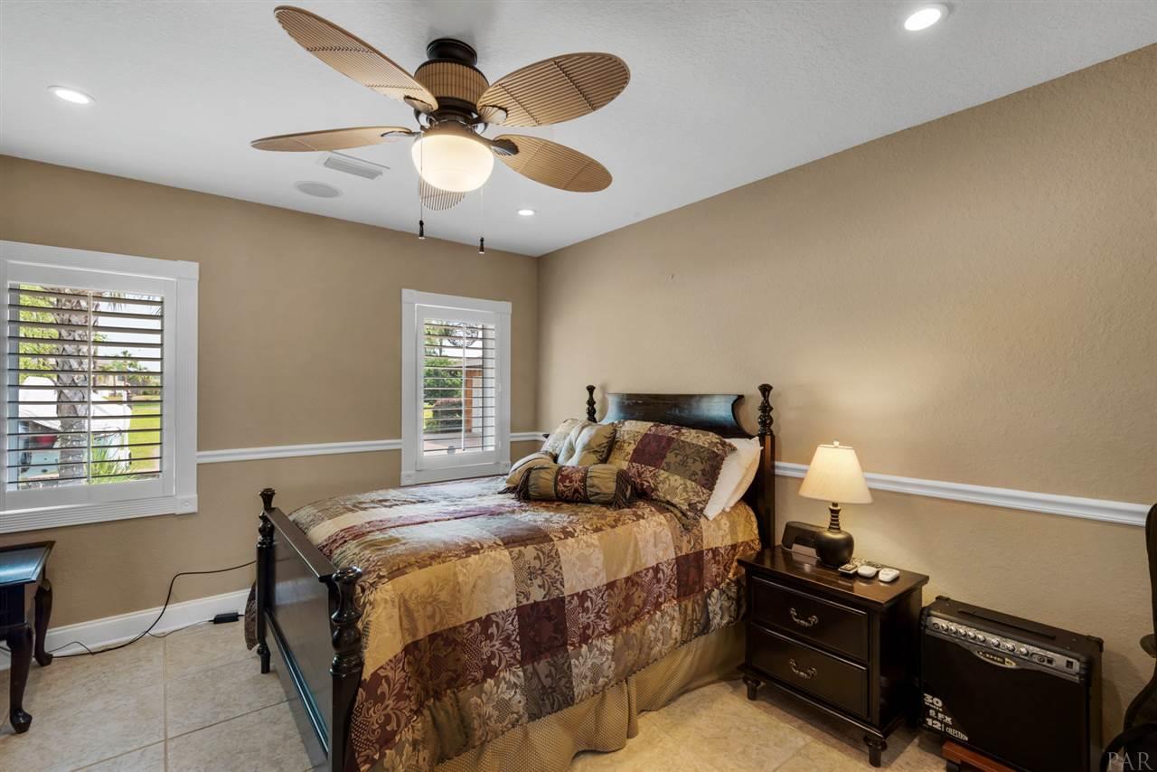 7801 Petersen Point Road Milton, FL 32583 - Photo 13 of 48 Gallery Image 13