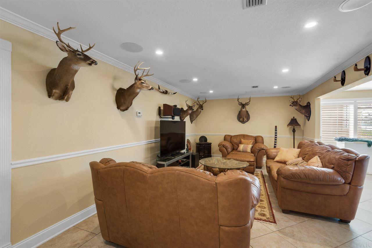 7801 Petersen Point Road Milton, FL 32583 - Photo 14 of 48 Gallery Image 14