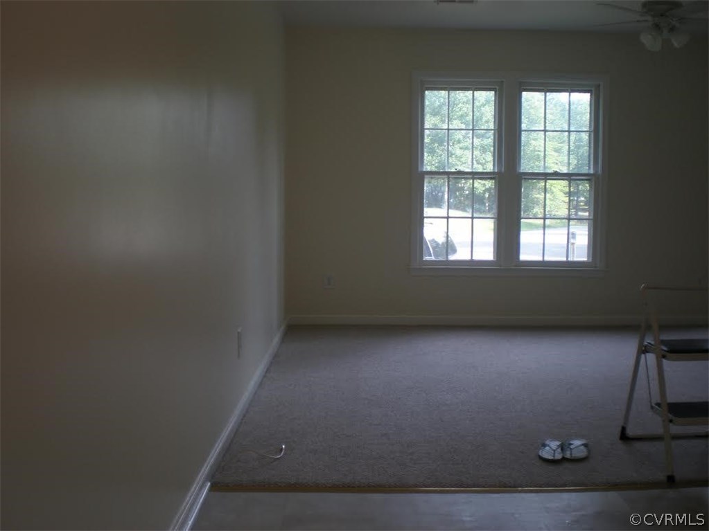 4800 Alberta Road Chesterfield, VA 23832 - Photo 5 of 19 an empty room with a window