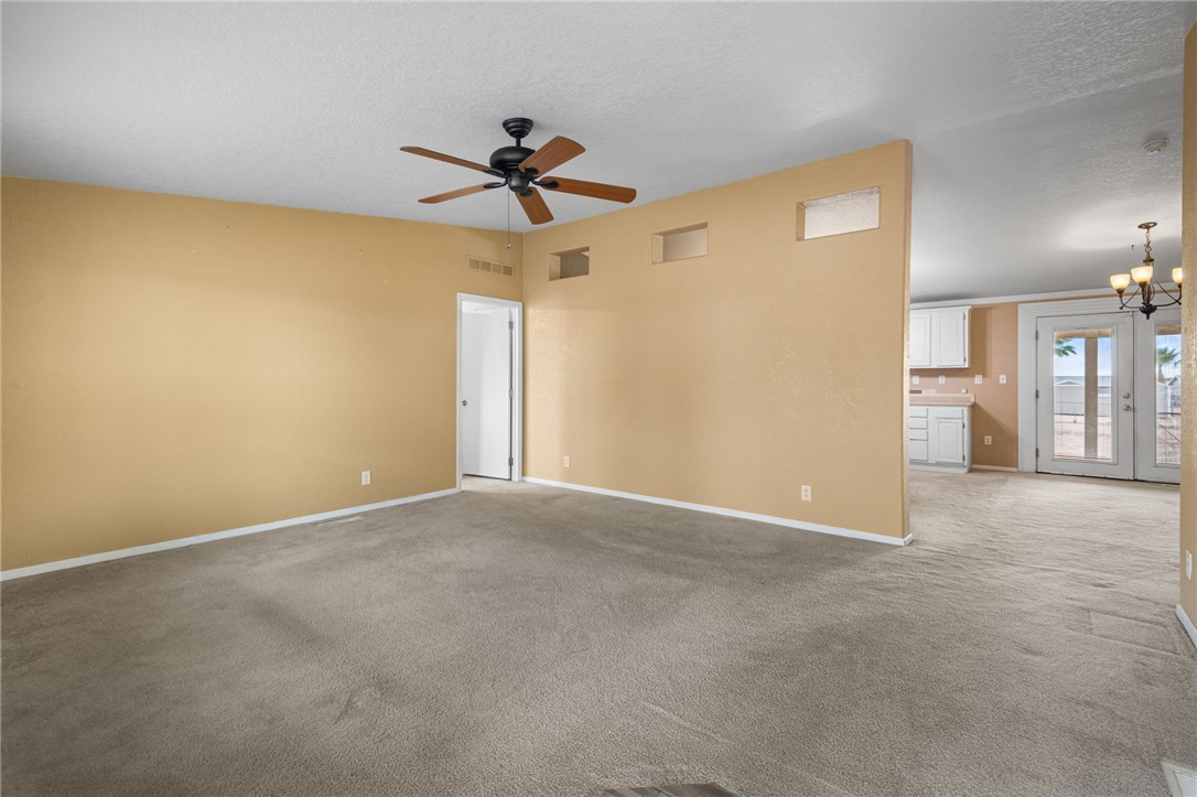 3374 West Carmichael Road Golden Valley, AZ 86413 - Photo 7 of 39 Gallery Image 7