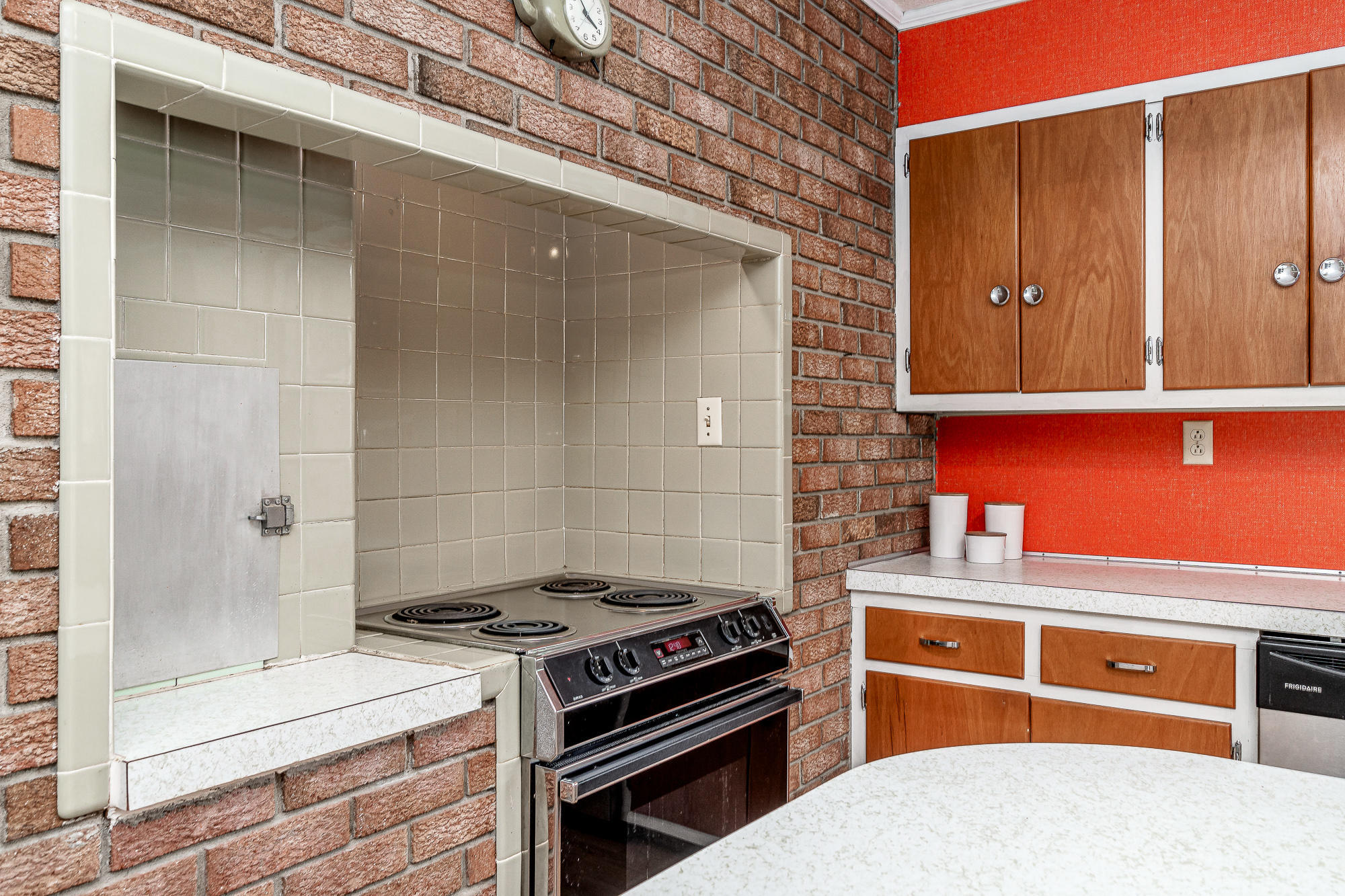 143 Crystal Road Beaufort, NC 28516 - Photo 14 of 51 Spacious kitchen w/ island