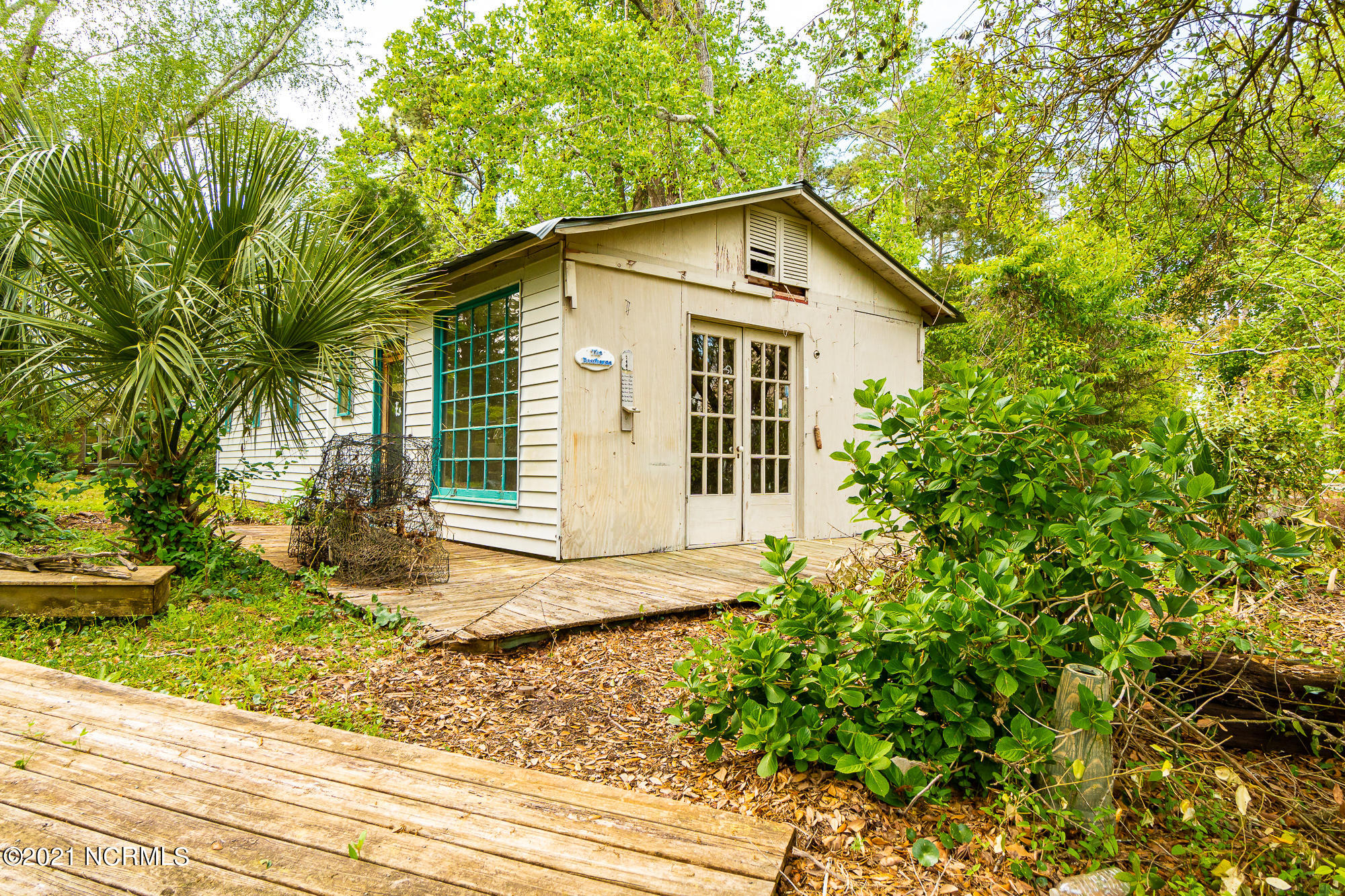143 Crystal Road Beaufort, NC 28516 - Photo 34 of 51 Detached garage/boat house