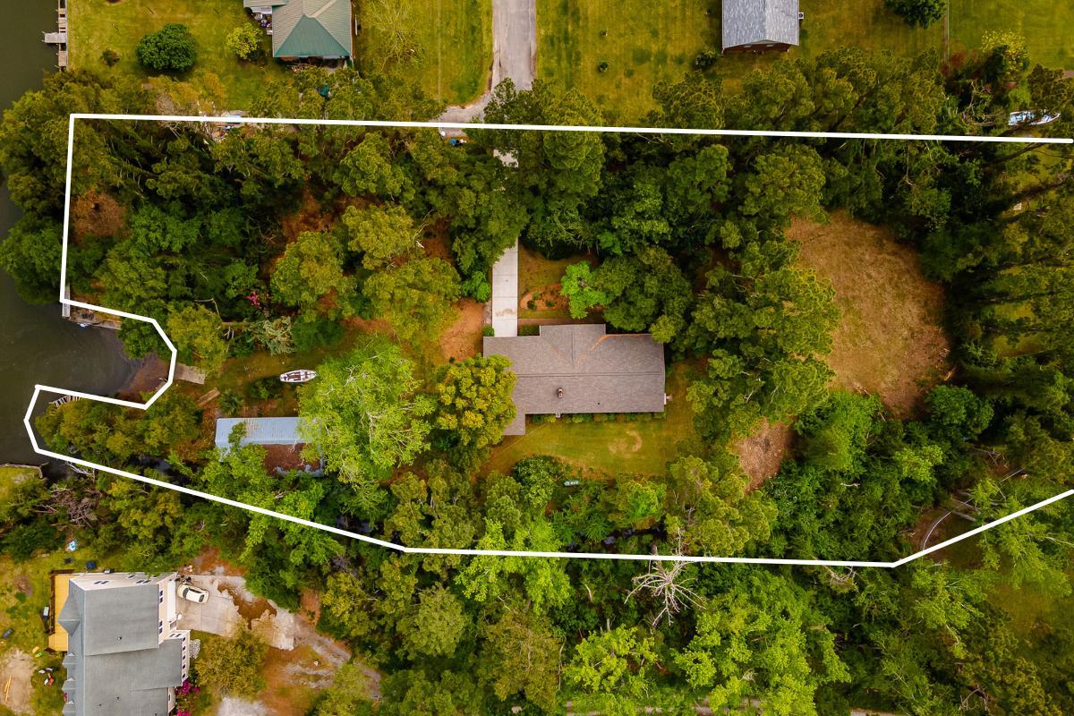 143 Crystal Road Beaufort, NC 28516 - Photo 8 of 51 Lot lines are approximate.