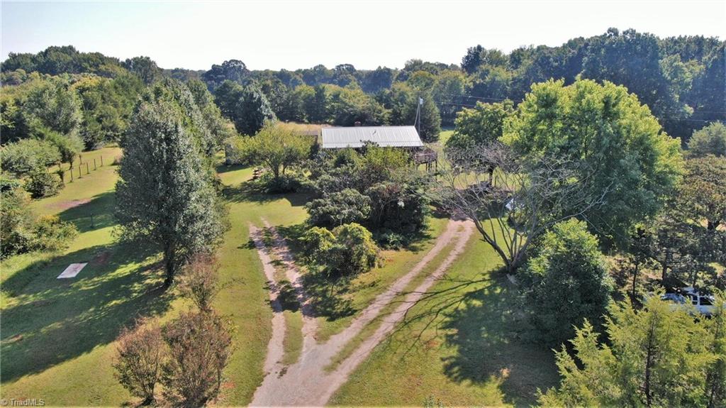 3834 Flynt Road Liberty, NC 27298 - Photo 5 of 40 Gallery Image 5