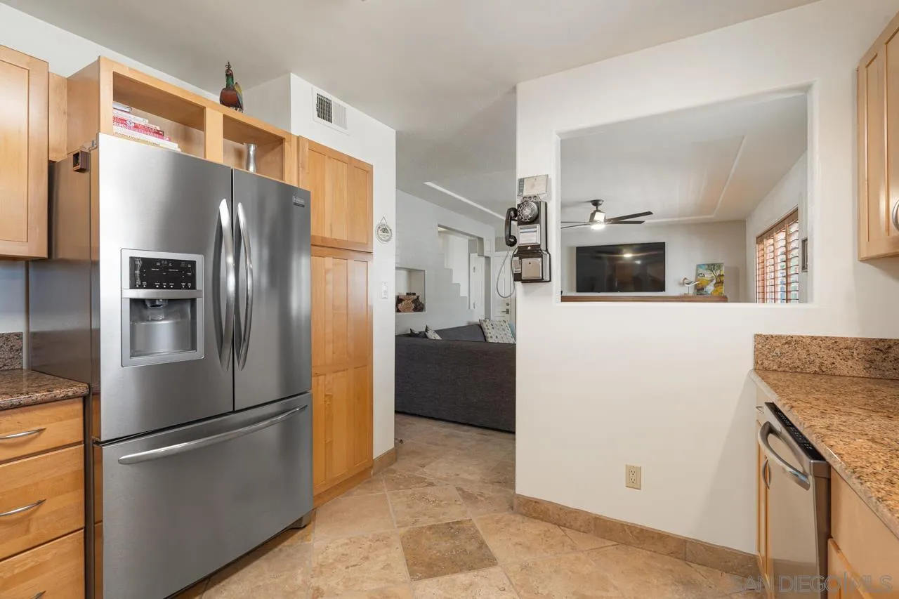 8327 Big Rock Road Santee, CA 92071 - Photo 8 of 69 Gallery Image 8