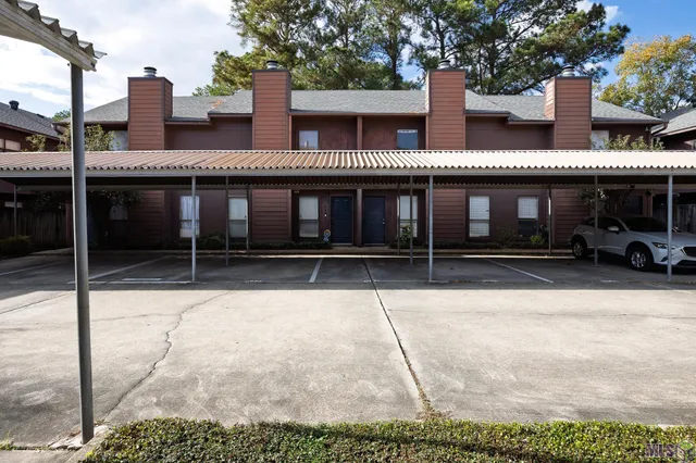 $1,550 | 948 Ridgepoint Court, Unit 11B, Baton Rouge, LA 70810