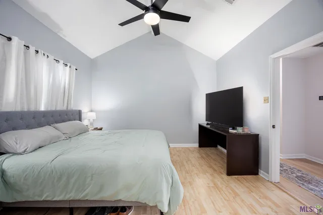 $1,550 | 948 Ridgepoint Court, Unit 11B, Baton Rouge, LA 70810