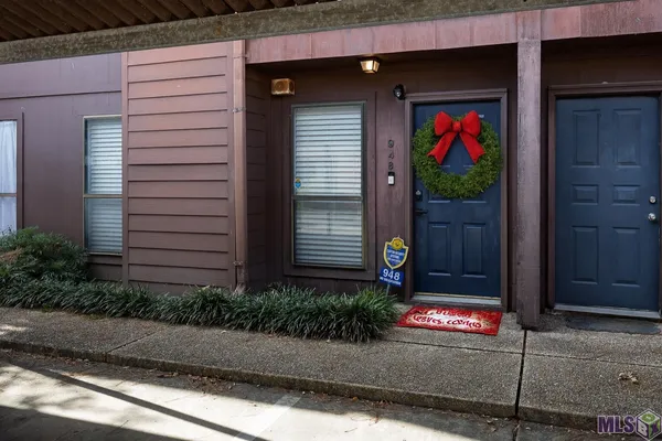 $1,550 | 948 Ridgepoint Court, Unit 11B, Baton Rouge, LA 70810