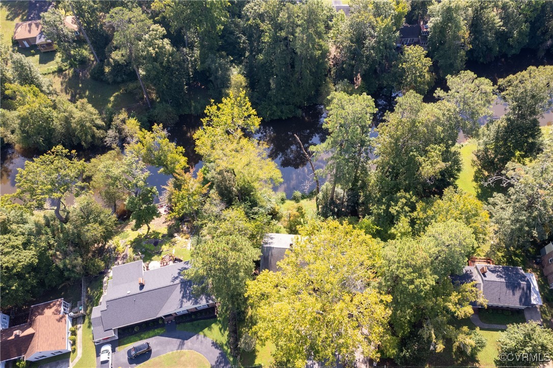 811 Forestview Drive Colonial Heights, VA 23834 - Photo 37 of 45 a view of a house with a yard and garden