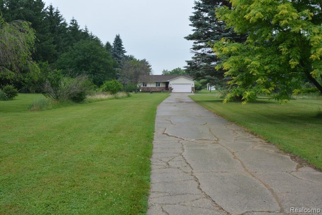 3530 Lippincott Road Lapeer, MI 48446 - Photo 39 of 60 3530 Lippincott (88).jpg