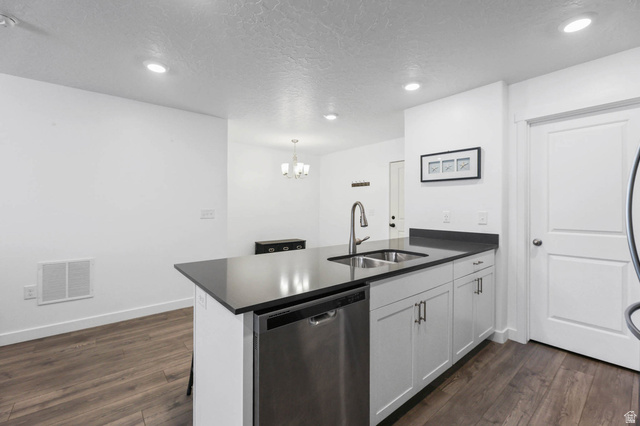 2792 North Fighting Falcon Street Layton, UT 84040 - Photo 9 of 29