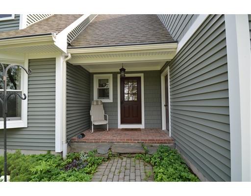 575 Bay Road Amherst, MA 01002 - Photo 3 of 30