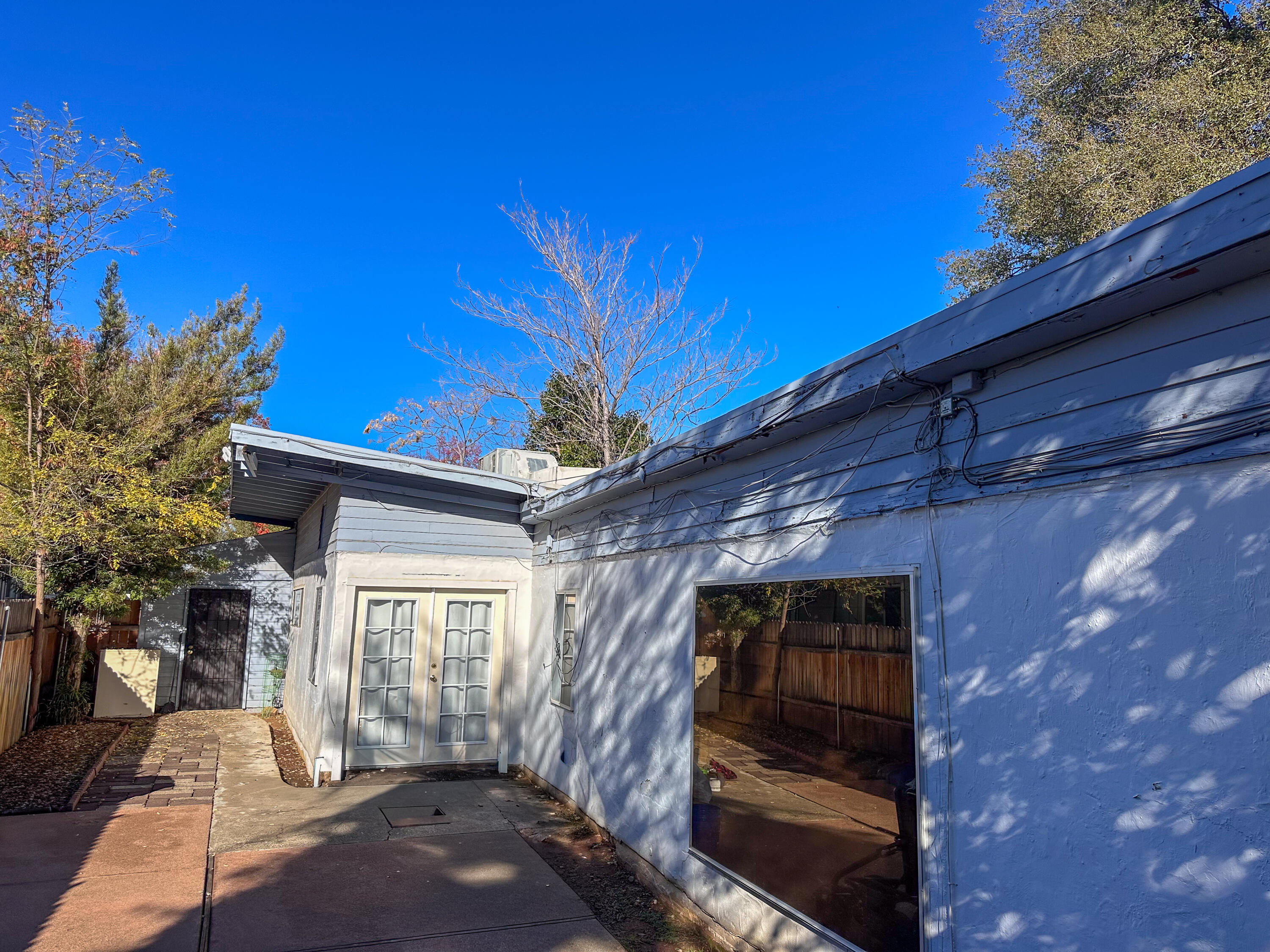 1840 8th Street Redding, CA 96001 - Photo 2 of 2 backyard area