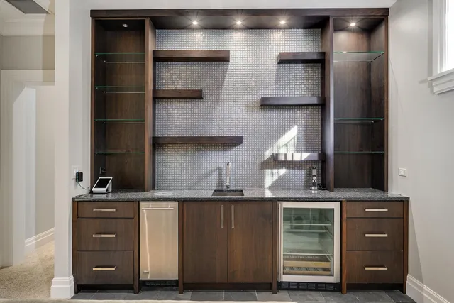 $4,950,000 | 3752 North Janssen Avenue, Chicago, IL 60613