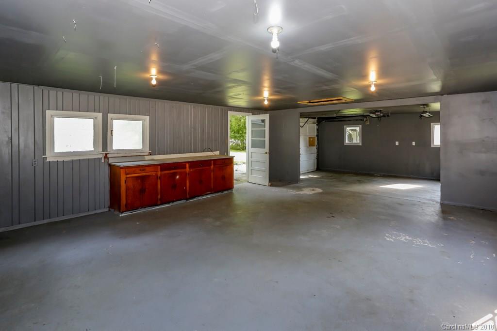 1136 Groundhog Road Canton, NC 28716 - Photo 8 of 8 Gallery Image 8