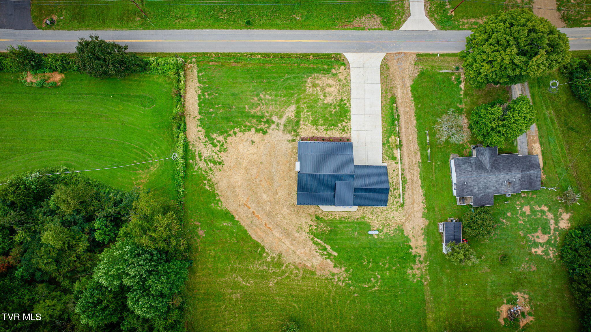 1627 Powder Branch Road Johnson City, TN 37601 - Photo 53 of 54 107