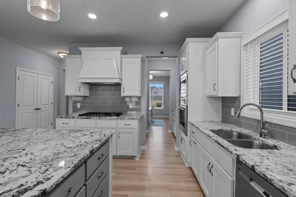 $809,900 | 2563 Jaber Avenue Northeast, St. Michael, MN 55376