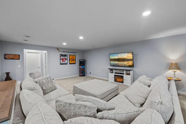 $809,900 | 2563 Jaber Avenue Northeast, St. Michael, MN 55376