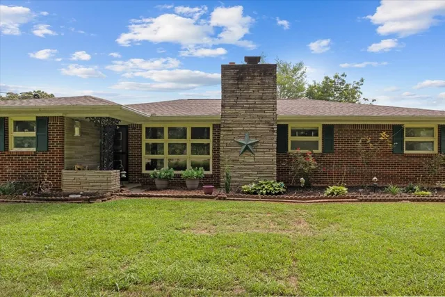 $295,000 | 4670 Highway 69A, Camden, TN 38320