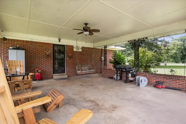 $295,000 | 4670 Highway 69A, Camden, TN 38320