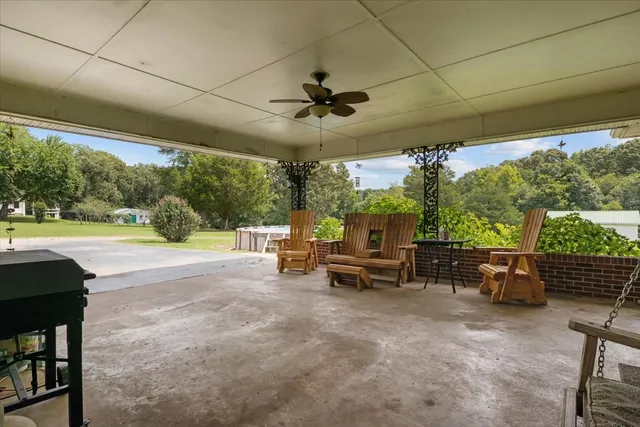 $295,000 | 4670 Highway 69A, Camden, TN 38320